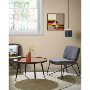 foto de ambiente de mesa dila y butaca mandeo